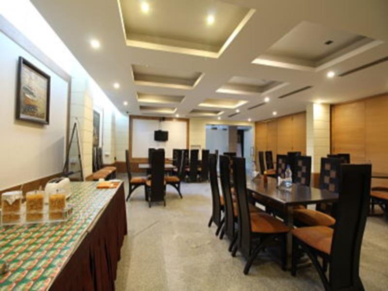 Earth Guest house Gurgaon
