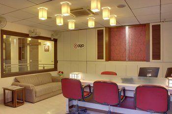 Oyo Premium Cyber Hub Hotel 3*