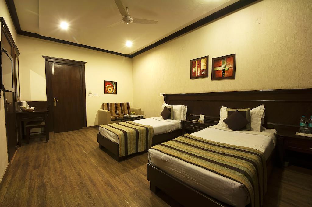 Siris 18 Hotel