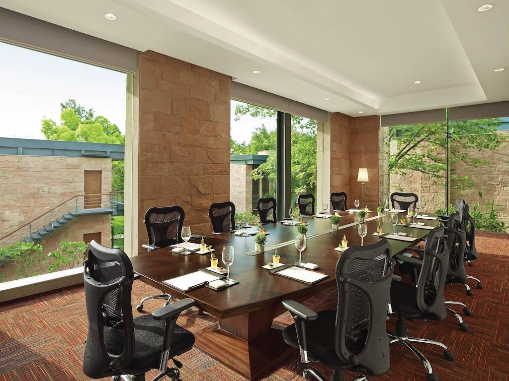 Resort Taj Damdama & Spa, Gurugram Gurgaon