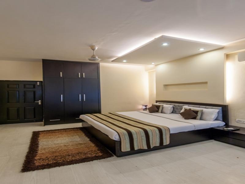 Hotel Oyo Premium South I Gurgaon