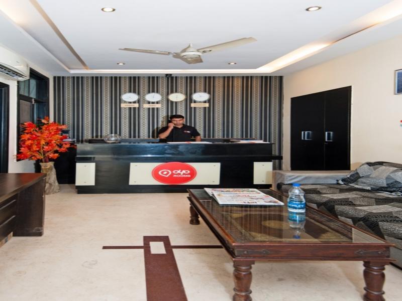 Oyo Premium South I