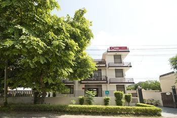 Hotel Oyo Cyber Hub 2*