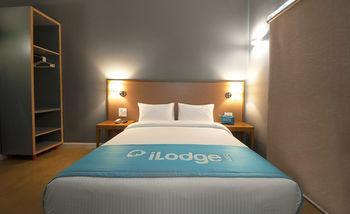 Hotel Bloom Boutique L Signature Towers 4*