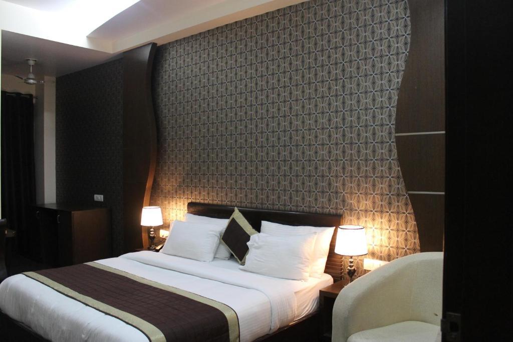 Royal 3*