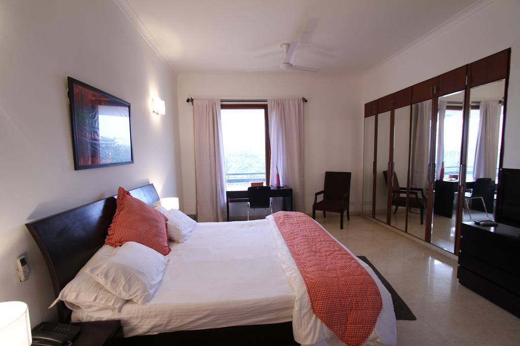 Luxury And Hotels-parkfront
