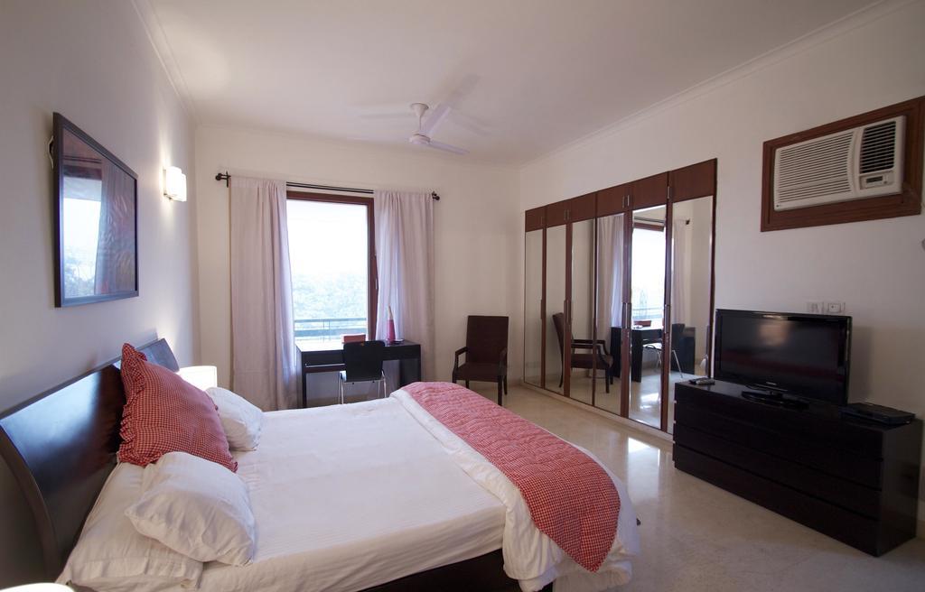 Hotel Luxury And Hotels-parkfront Gurgaon