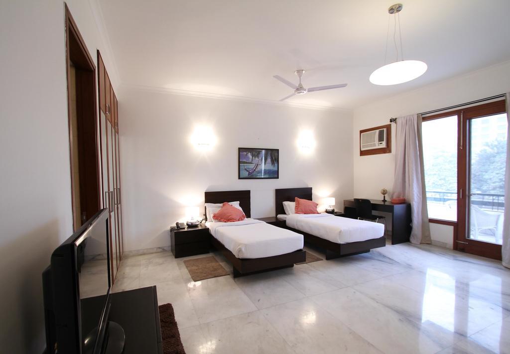 Luxury And Hotels-parkfront Gurgaon