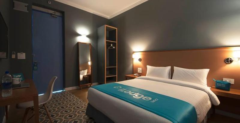 Hotel Bloom Boutique L Signature Towers Gurgaon