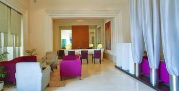 Hotel Vista Park Gurgaon