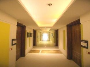 Emblem Sector 14 Hotel Gurgaon