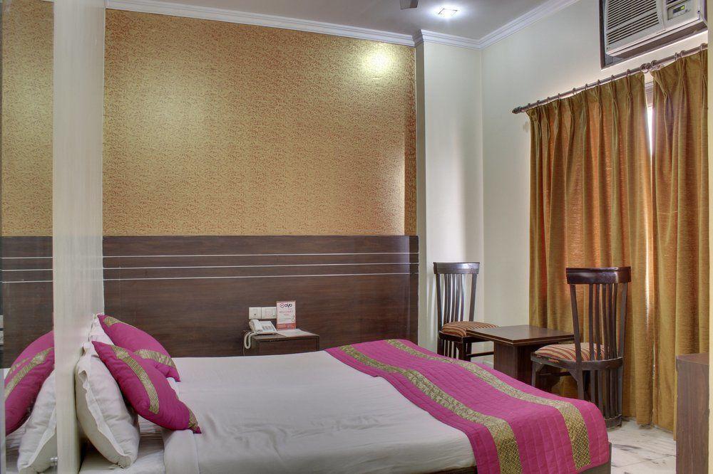 Oyo Rooms, Cyber Park Guest house