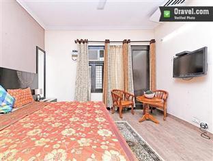 Oyo Rooms, Cyber Park Guest house