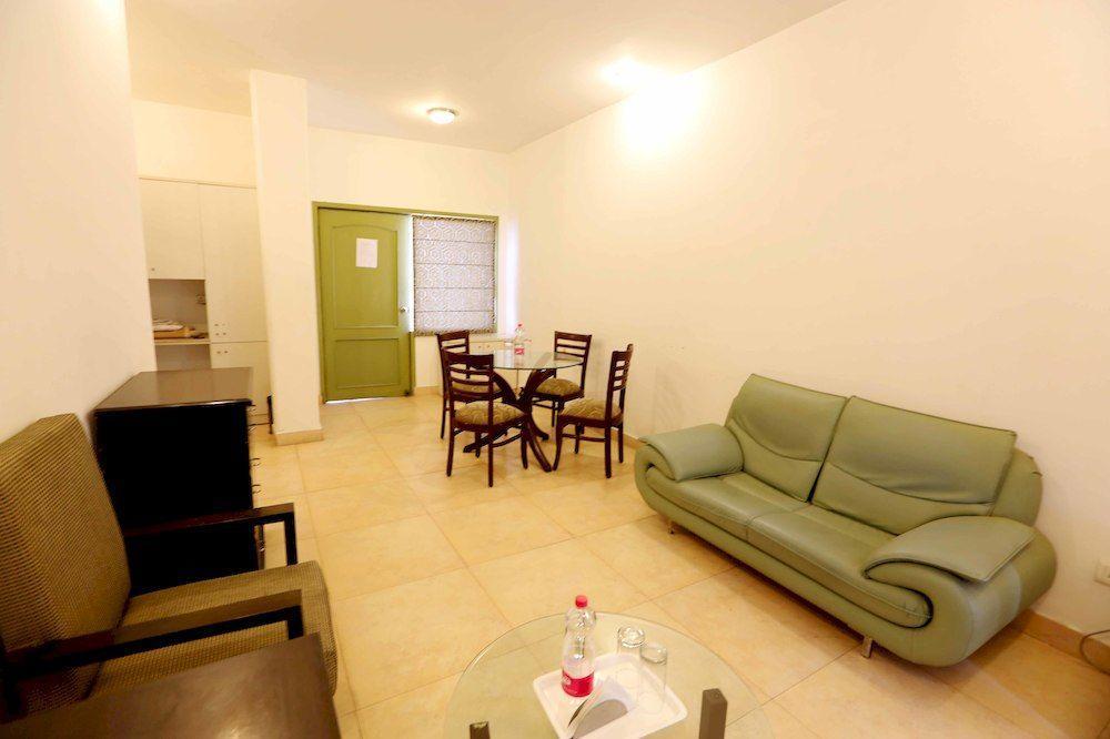 Oyo Cyber Park Ii Hotel Gurgaon