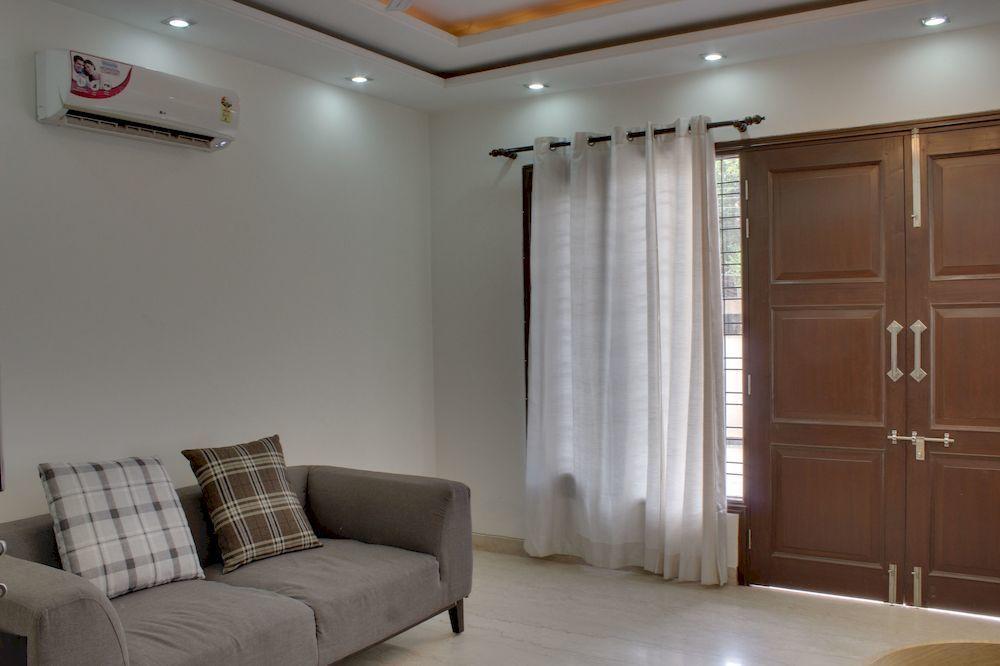 Oyo Sohna Road Hotel Gurgaon
