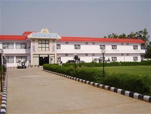 Pacific Suryansh Hotel