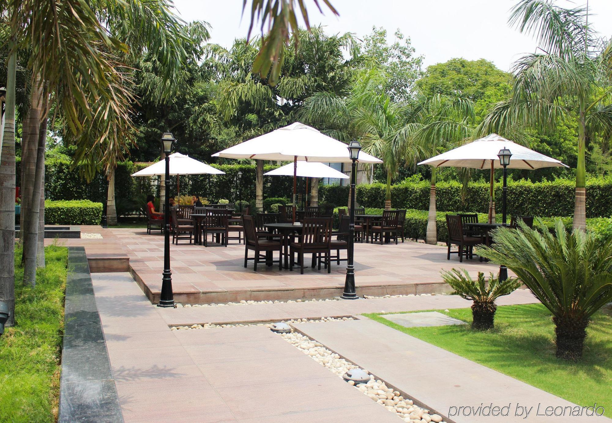 Lemon Tree Premier 2, Gurugram 4*