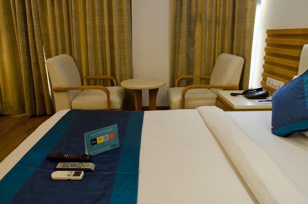 Fabhotel Grd Dlf Square Hotel Gurgaon