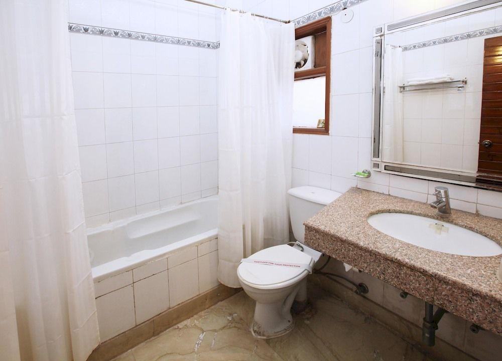 Oyo Premium Dlf Plaza 3*
