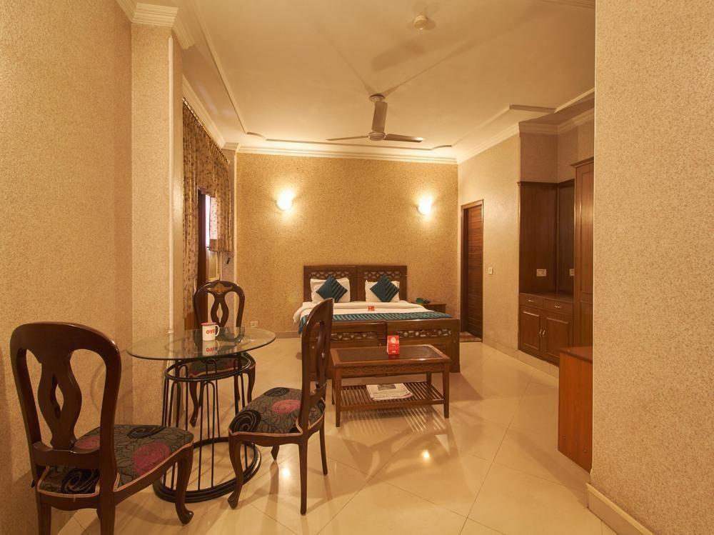 Oyo Premium Dlf Plaza Guest house 3*