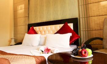 Oyo Premium South I Hotel 3*