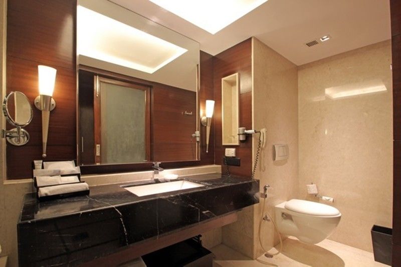Hotel The Galgotias Gurugram