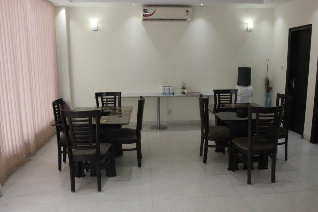Sparklin 3* Gurgaon