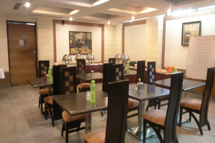 Guest house Earth Gurgaon