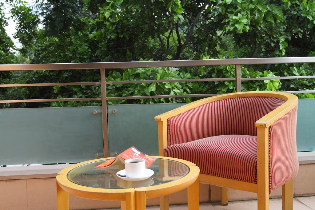 Guest house Perch Arbor-golf Course Road