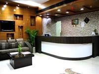 Oyo Premium Sector 14 Delhi Road Gurgaon 3*