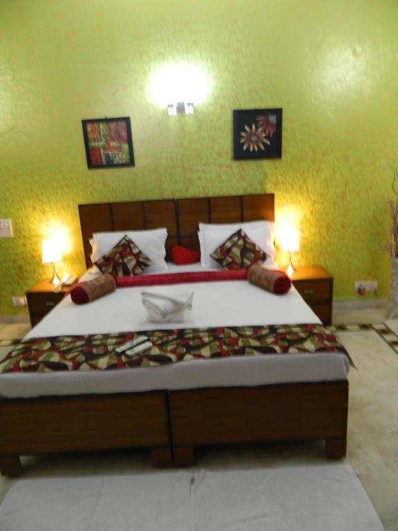 Hotel Jmd Residency