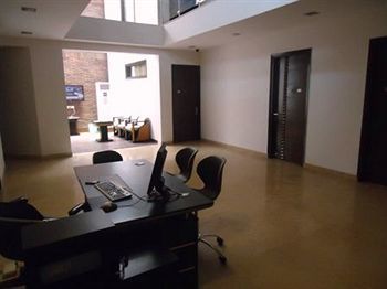 Hotel Bawa Residency