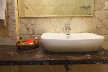 Fabhotel Phase 2 Sahara Mall Gurgaon