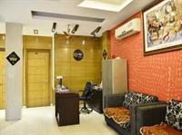 Hotel Oyo Premium Near Dlf Square Building Gurgaon