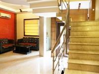 Oyo Premium Near Dlf Square Building 3* Gurgaon