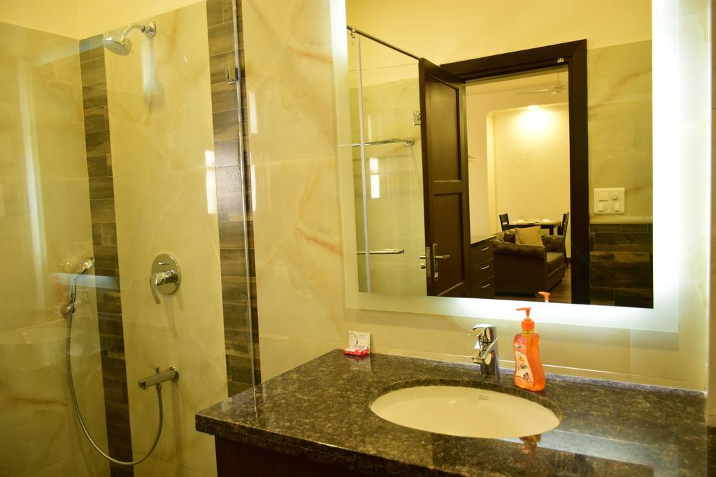 Hotel When In - Service Apartments, Next To Artemis Hospital Gurgaon