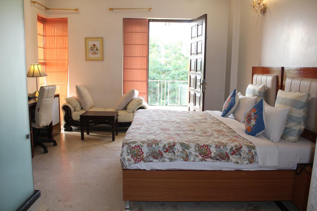Perch Arbor Aparthotel 3*