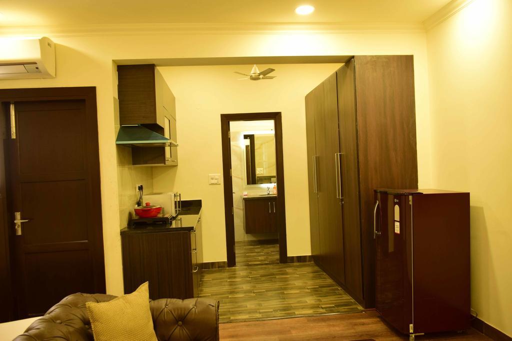 When In - Service Apartments, Next To Artemis Hospital Hotel 3*