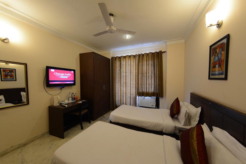 Guest house Royal Sapphire Gurgaon