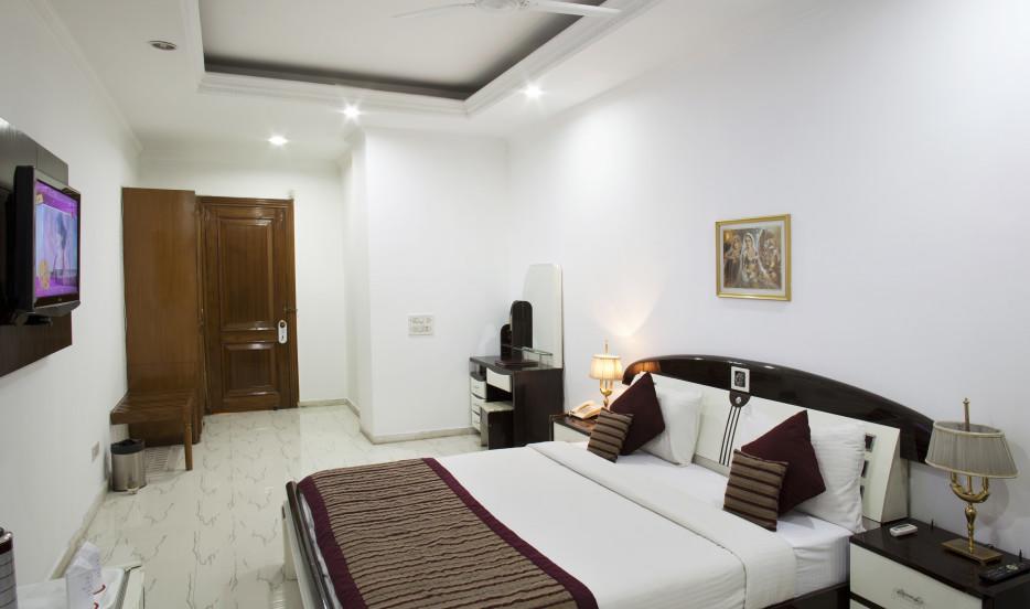 Kshitij Royale 2* Gurgaon