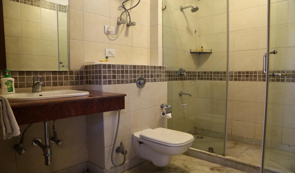 Fabhotel Aksh Dlf Phase 2 Gurgaon