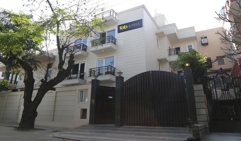 Fabhotel Aksh Dlf Phase 2 Gurgaon