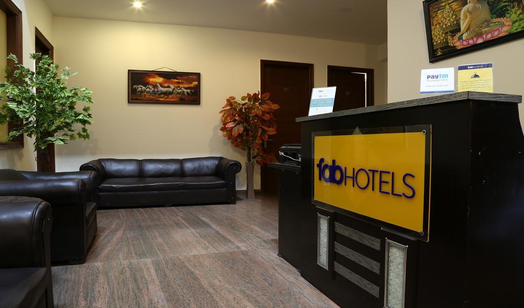Hotel Fabhotel Aksh Dlf Phase 2 3*