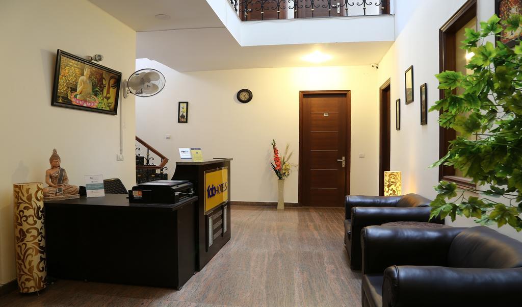 Fabhotel Aksh Dlf Phase 2 3*