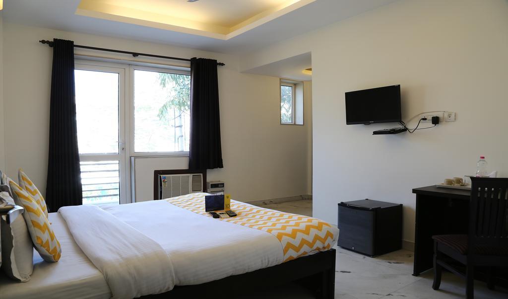 Fabhotel Aksh Dlf Phase 2 Gurgaon