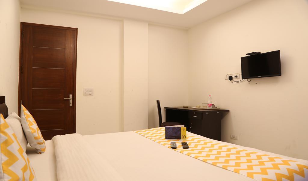 Hotel Fabhotel Aksh Dlf Phase 2 3*