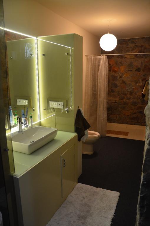 Aravli Vista Country house
