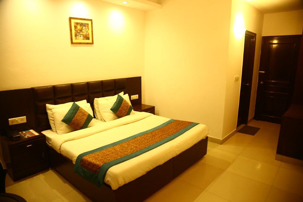 Smart 2* Gurgaon