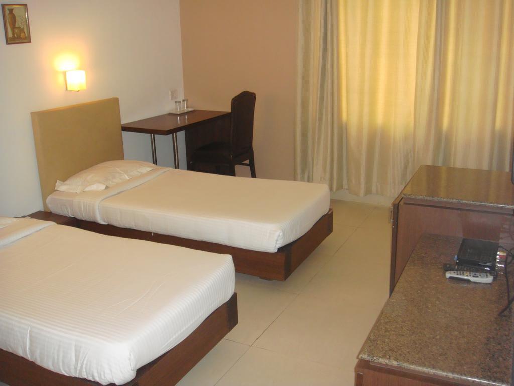 Vijay Hotel Gurgaon