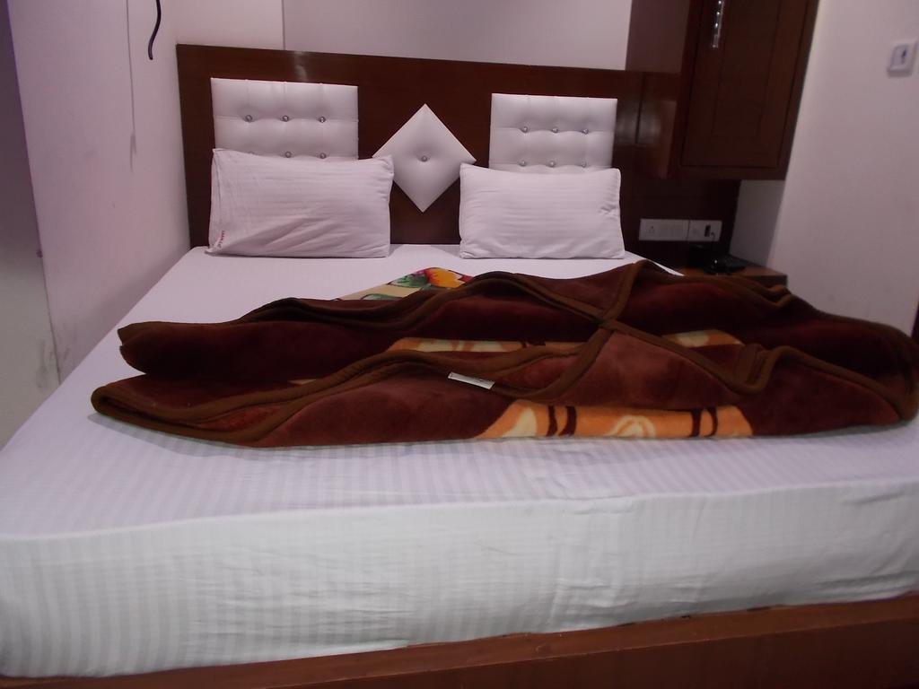 Vijay Hotel